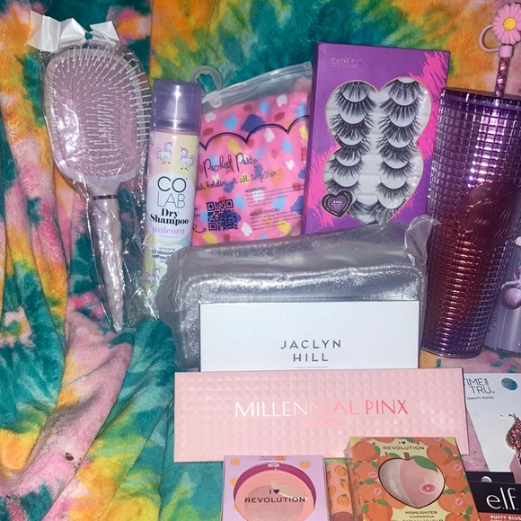 (Example) 150$ box - Picture 2 of 4